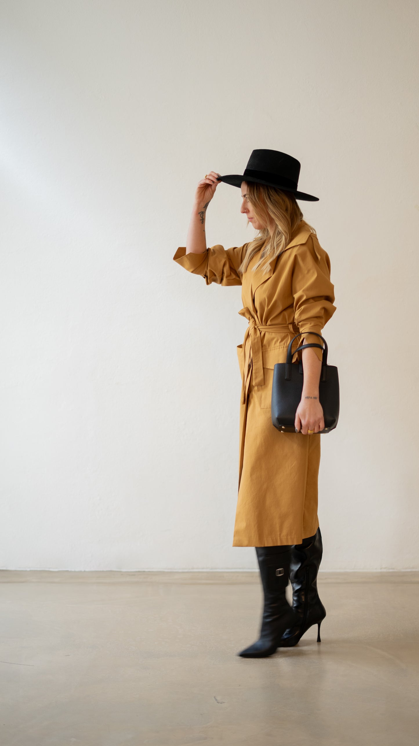 Trenchcoat Namida